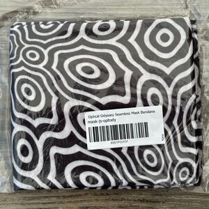 NWT- iHeartRaves Optical Odyssey Bandana Mask